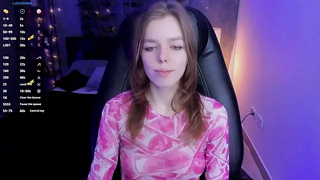 Tina Tayllor online show from February 11, 12:27 pm