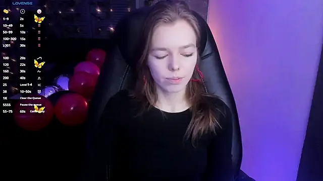 Tina Tayllor online show from February 12, 4:11 pm