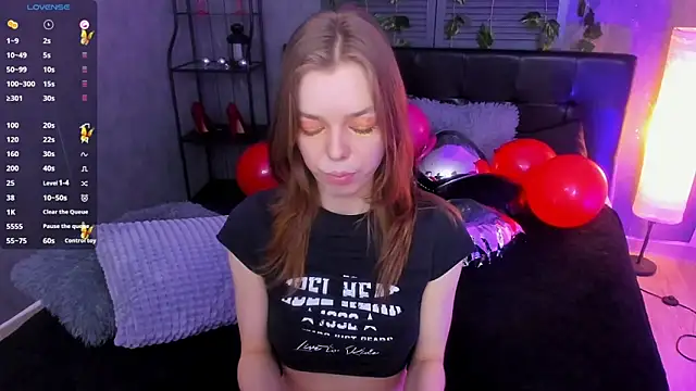 Tina Tayllor online show from February 19, 2:34 pm