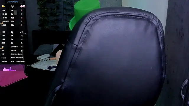 Tina Tayllor online show from March 17, 5:38 pm