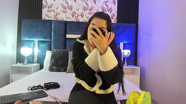 Susa1userma  online show from January 9, 11:13 am