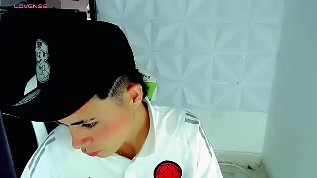 bby santi online show from December 6, 4:28 pm