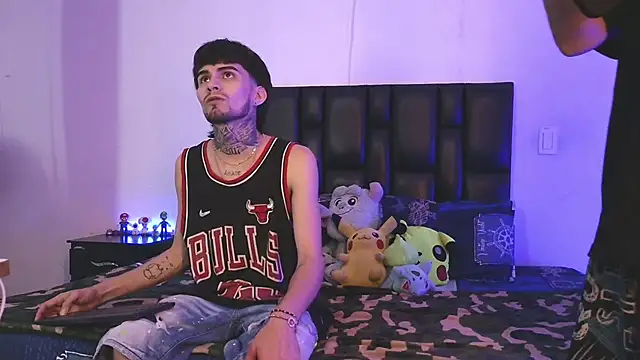 Brutal Sex Fucking online show from October 3, 11:02 pm