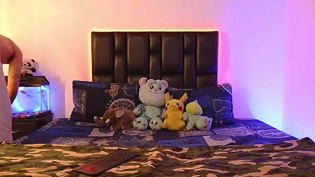 Brutal Sex Fucking online show from February 21, 9:16 pm