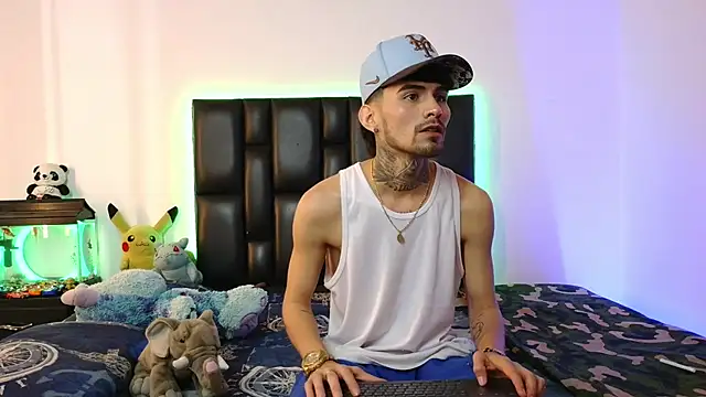 Brutal Sex Fucking online show from February 23, 9:12 pm