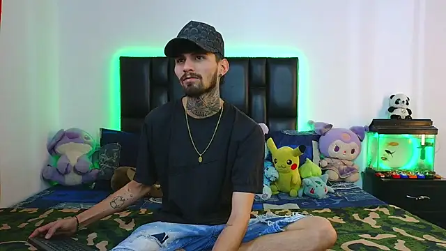 Brutal Sex Fucking online show from May 6, 11:32 pm