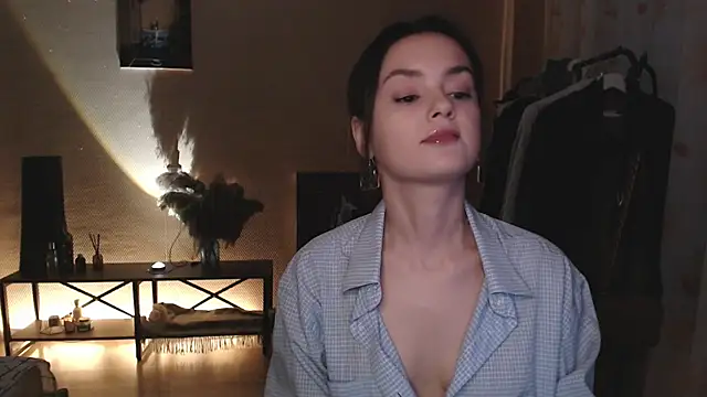 Snapshot of CuteRuby99 chatting on January 25, 11:23 am CuteRuby99 online show from January 25, 11:23 am