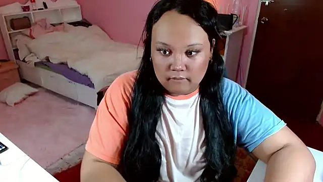 Snapshot of GiannaLopezSmith chatting on October 8, 2:58 pm GiannaLopezSmith online show from October 8, 2:58 pm