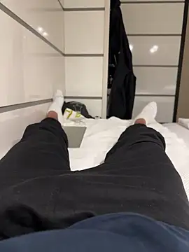 Snapshot of young1fucker chatting on December 13, 2:27 pm young1fucker online show from December 13, 2:27 pm