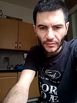 Snapshot of Gigolo4040 chatting on January 9, 8:45 am Gigolo4040 online show from January 9, 8:45 am