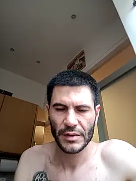 Snapshot of Gigolo4040 chatting on January 9, 11:47 am Gigolo4040 online show from January 9, 11:47 am