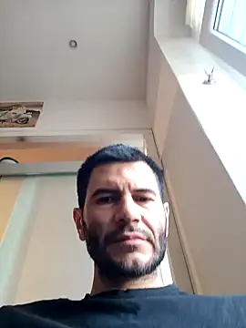 Snapshot of Gigolo4040 chatting on January 12, 10:02 am Gigolo4040 online show from January 12, 10:02 am
