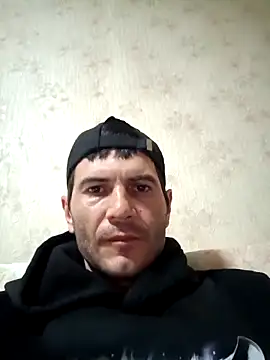 Snapshot of Gigolo4040 chatting on February 28, 5:15 pm Gigolo4040 online show from February 28, 5:15 pm