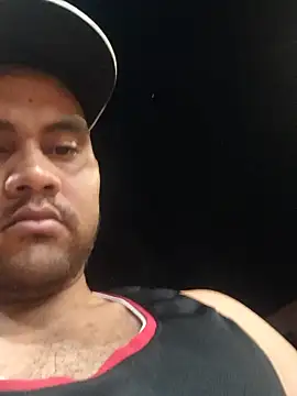 Snapshot of travieso2893 chatting on January 17, 11:40 pm travieso2893 online show from January 17, 11:40 pm