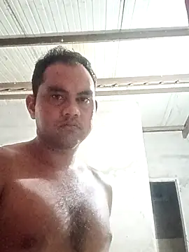 Snapshot of travieso2893 chatting on February 16, 8:10 am travieso2893 online show from February 16, 8:10 am