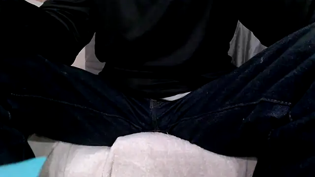 JohnnyKorrupt  online show from October 16, 9:43 am