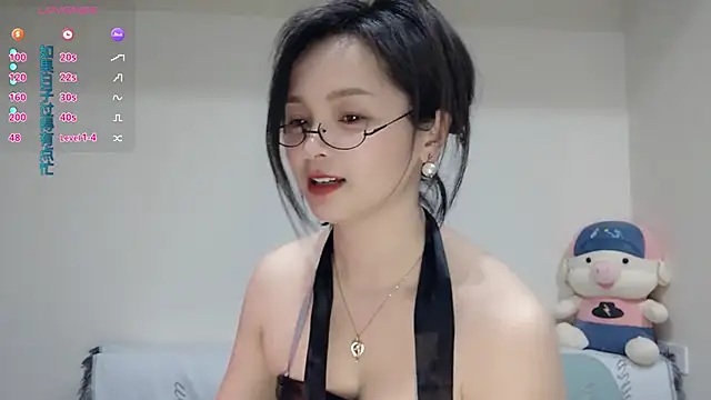 judy522 online show from March 8, 8:46 pm