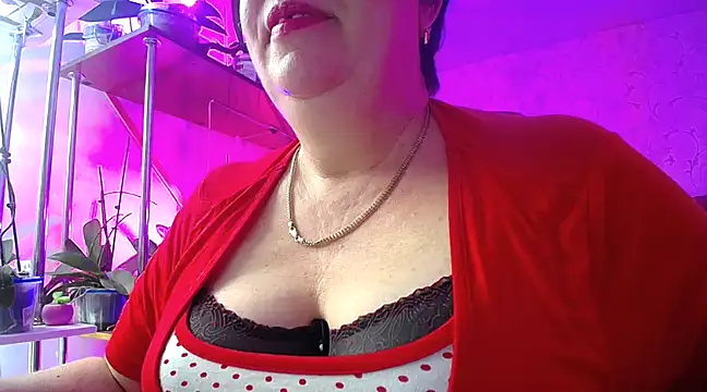  Sweet Woman online show from December 23, 5:17 am