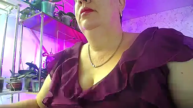  Sweet Woman online show from September 9, 4:34 am