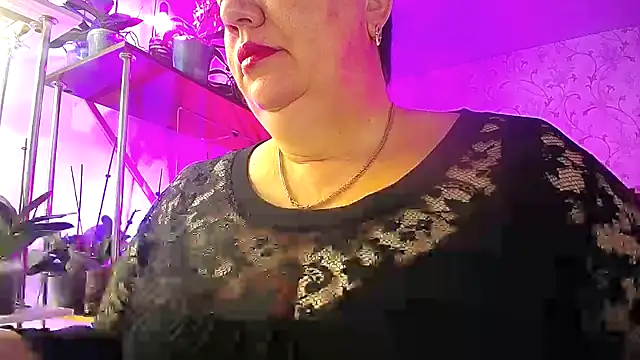 Snapshot of _Sweet_Woman chatting on October 14, 4:24 am  Sweet Woman online show from October 14, 4:24 am