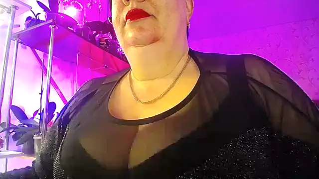  Sweet Woman online show from March 28, 6:46 am