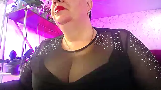  Sweet Woman online show from April 9, 6:02 am