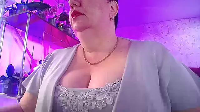  Sweet Woman online show from April 26, 5:05 am