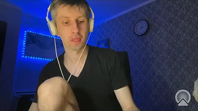 Aki-Laky online show from March 27, 10:09 pm