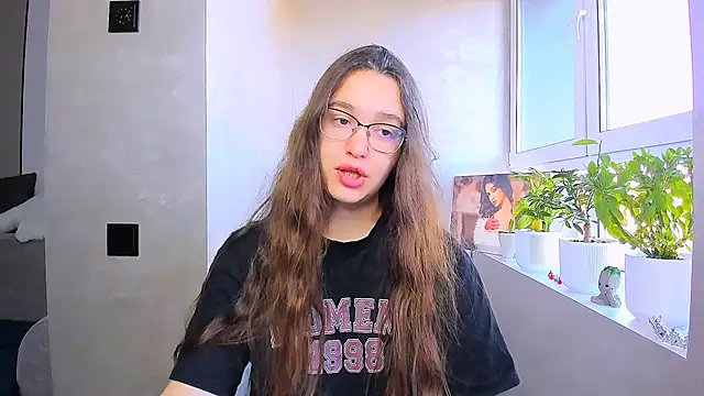 fancy bunny online show from May 5, 5:37 am