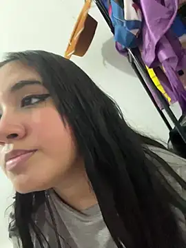 melyescobar online show from January 3, 3:12 pm