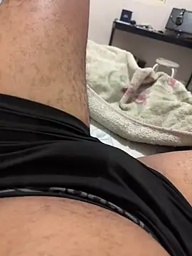 Snapshot of NegoPorn chatting on April 2, 4:43 am NegoPorn online show from April 2, 4:43 am