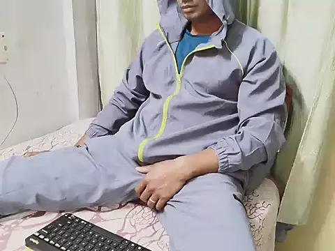 loveboyrp online show from January 18, 6:45 am