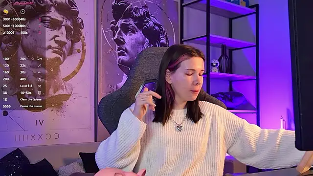 AliceSunday online show from February 6, 2:16 am