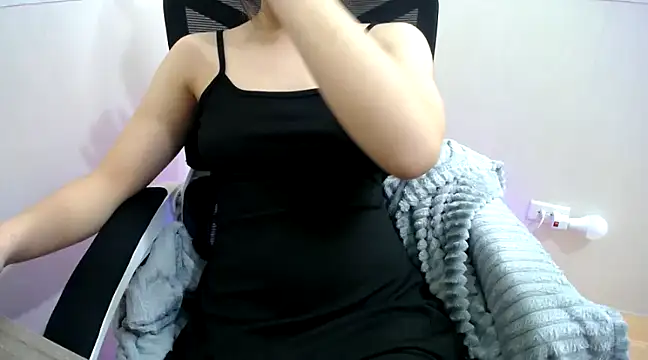 Snapshot of Milk-babier chatting on February 13, 3:39 am Milk-babier online show from February 13, 3:39 am