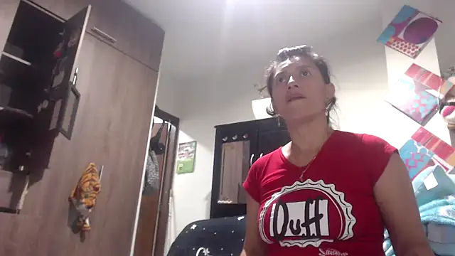 Snapshot of sexy_mary_69 chatting on October 22, 2:01 am sexy mary 69 online show from October 22, 2:01 am