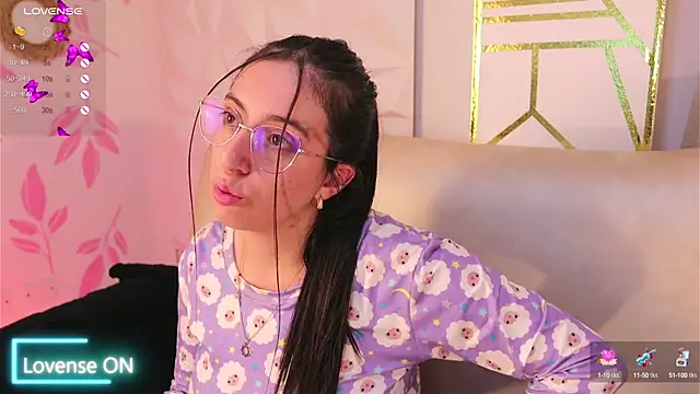 Snapshot of Sweet_Sammy_ chatting on January 22, 9:57 am Sweet Sammy  online show from January 22, 9:57 am