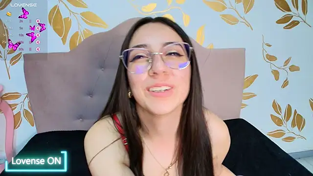 Snapshot of Sweet_Sammy_ chatting on February 3, 6:34 am Sweet Sammy  online show from February 3, 6:34 am