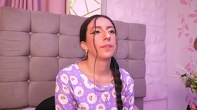 Sweet Sammy  online show from December 3, 3:36 am