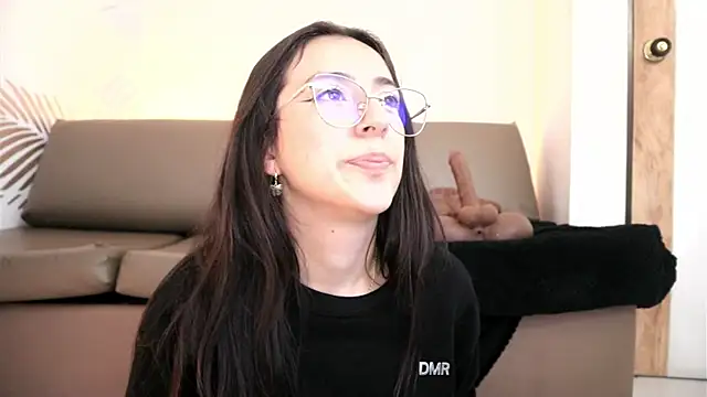 Snapshot of Sweet_Sammy_ chatting on April 14, 7:53 pm Sweet Sammy online show from April 14, 7:53 pm