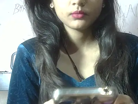 Snapshot of Aayesha chatting on February 1, 4:55 am Aayesha online show from February 1, 4:55 am