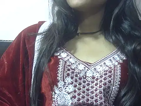 Snapshot of Aayesha chatting on February 6, 1:10 am Aayesha online show from February 6, 1:10 am