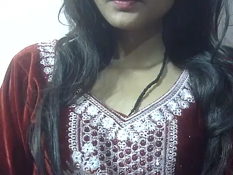 Snapshot of Aayesha chatting on February 7, 7:45 am Aayesha online show from February 7, 7:45 am