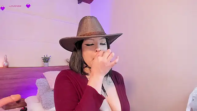 sherylgrey online show from September 23, 10:46 pm