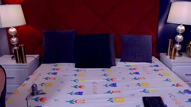 MinnieDrew online show from January 7, 8:21 pm