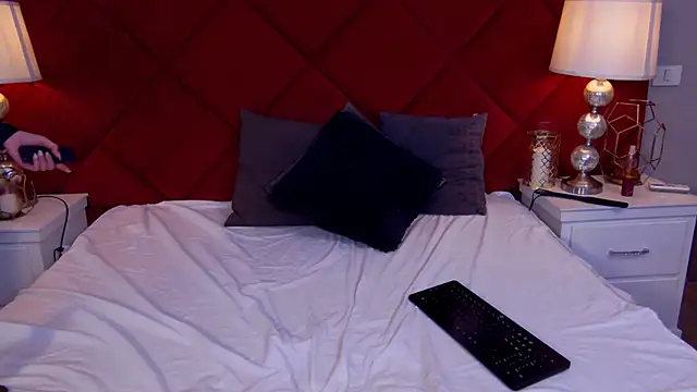 MinnieDrew online show from January 15, 1:54 am