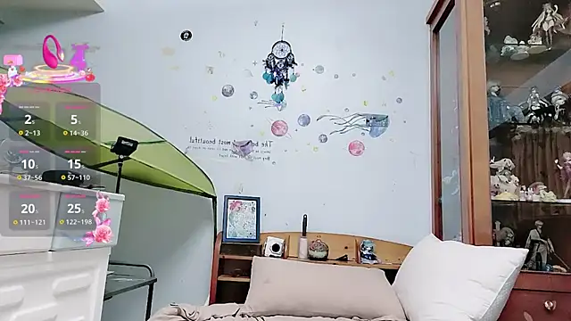 Fine-sand online show from September 18, 1:57 pm