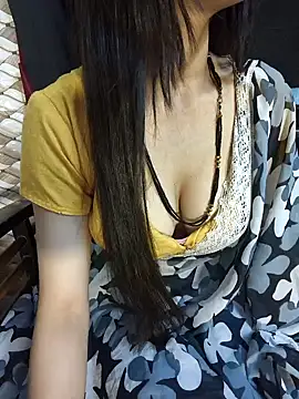 Snapshot of Bulbul_02 chatting on March 8, 5:44 am Bulbul 02 online show from March 8, 5:44 am