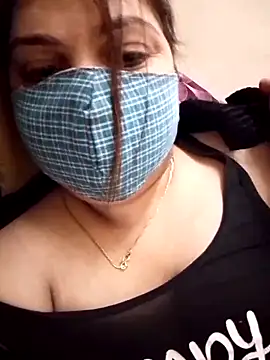 Naughty-Trisha online show from December 15, 7:23 am