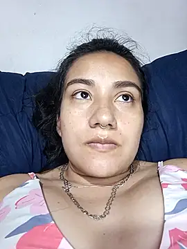 Hellen Alex online show from May 6, 3:06 pm