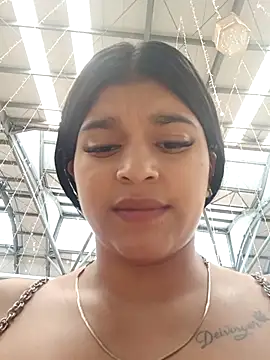 naughty-girl01 online show from December 22, 4:38 pm